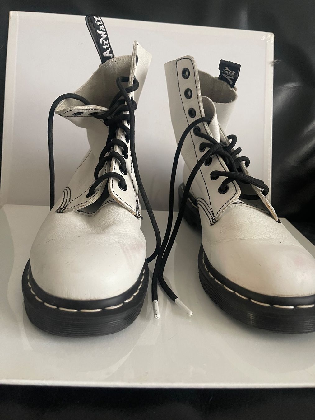 Scarpe da uomo: Dr. Martens – Usato da Hinterkappelen venduto da lid_9h7j 1