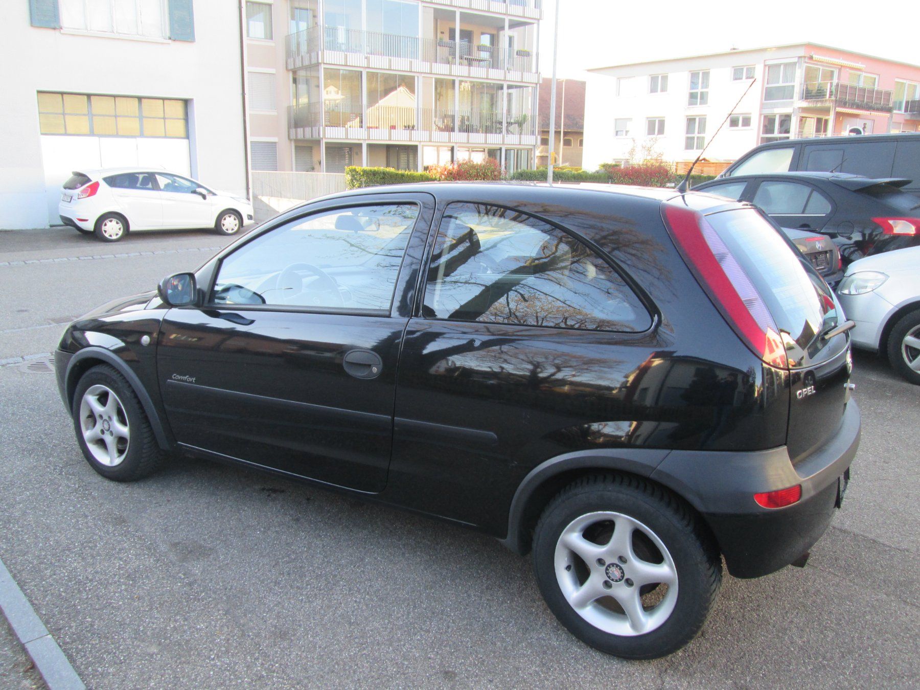 Opel Automobili: Opel Corsa 1.4 16V – Usato da Laufen venduto da Garage-Straumann 1