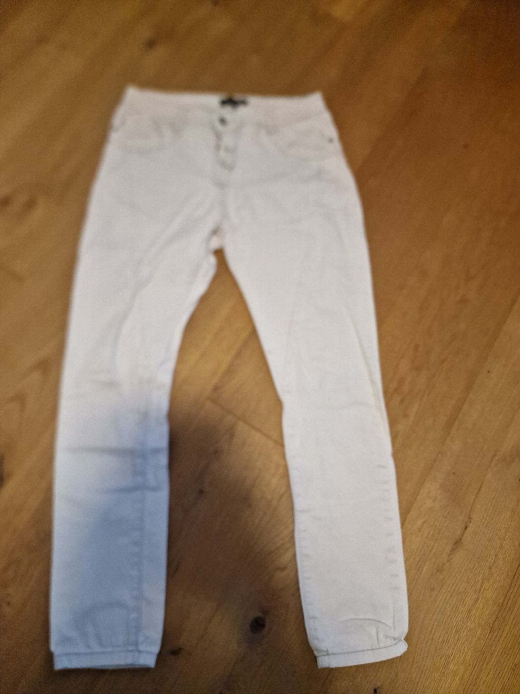 Hosen: Hose in Beige, Groesse 38 bequem,! – Gebraucht aus Ottenbach von Claurin