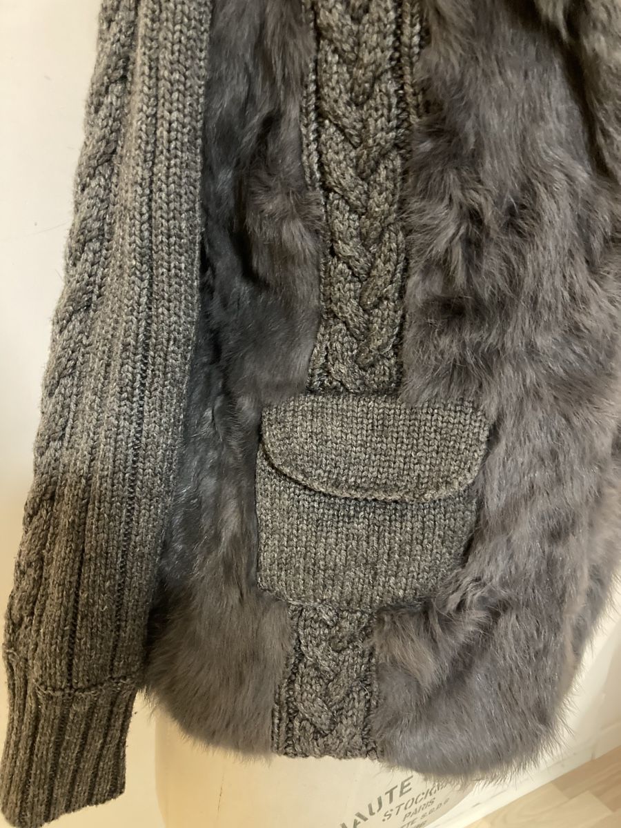 Giacche: Strickjacke mit Fell – Usato da Zürich venduto da mabi04 4