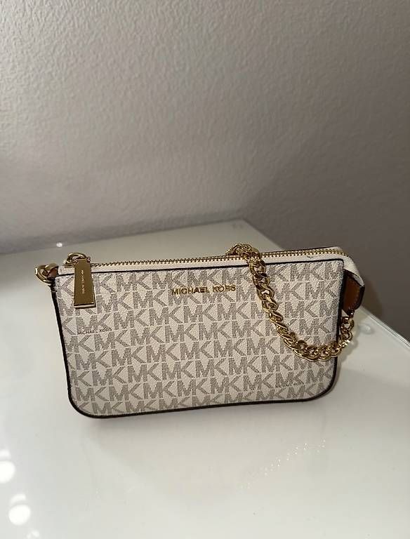 Michael Kors Borse da donna: MICHAEL KORS JET SET CHAIN POUCHETTE - WHITE – Usato da Balgach venduto da lea_2rbr 3