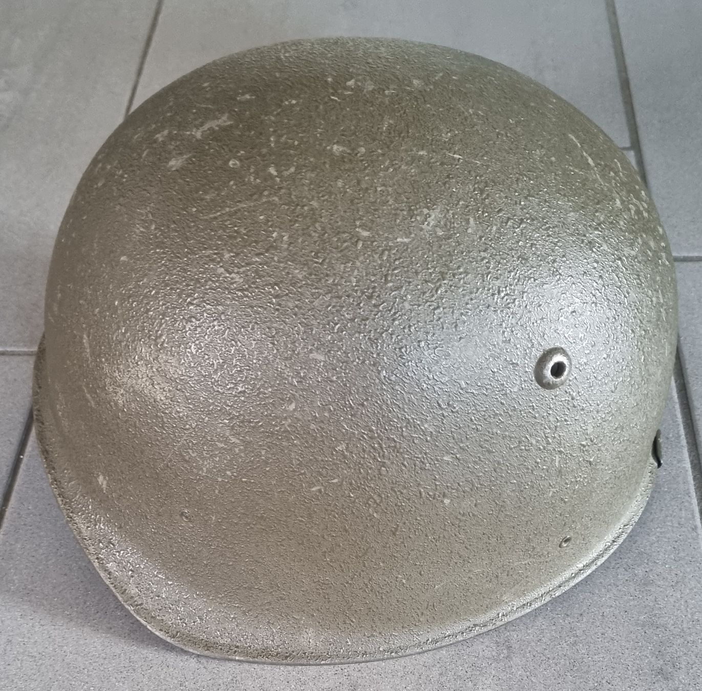 Schweizer Armee Uniformi & Effetti personali: Armeehelm 71 der Schweizer Armee – Usato da Wohlen AG venduto da Agnar