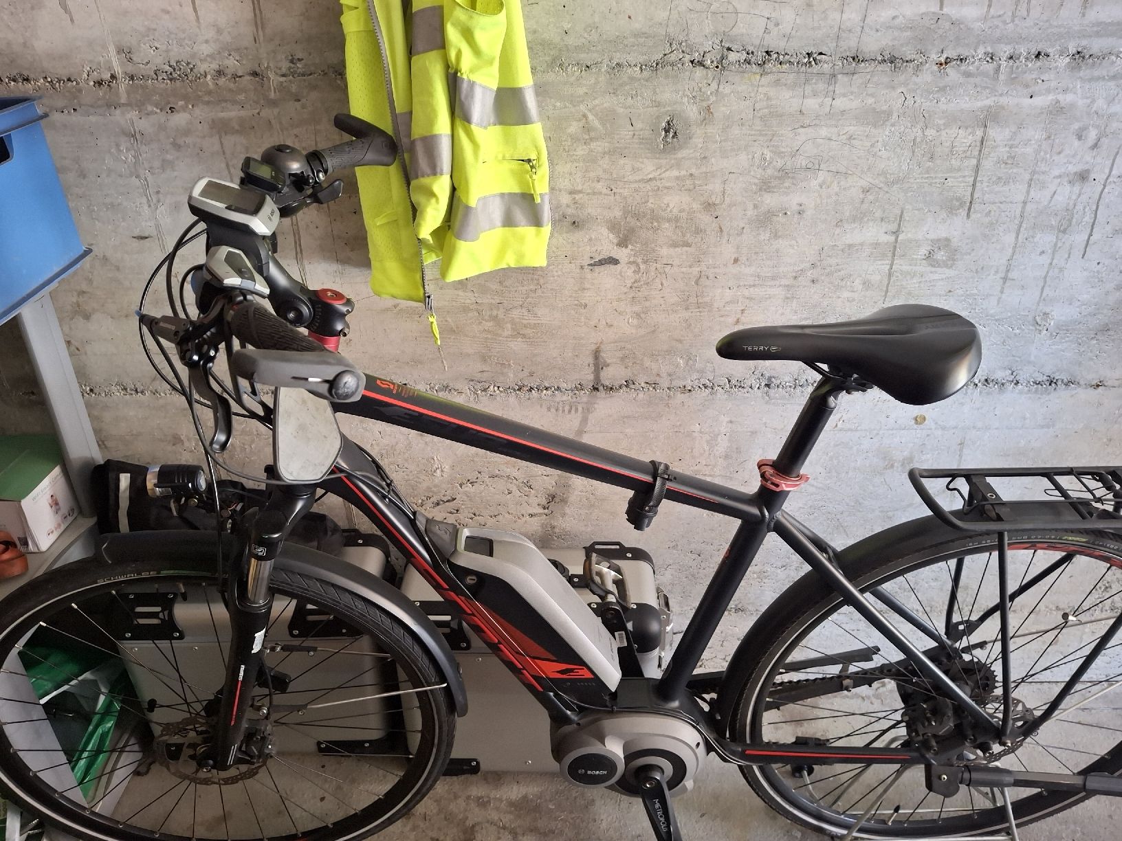 Scott Biciclette: a vendre e-bike Scott – Usato da MONTREUX venduto da bellade