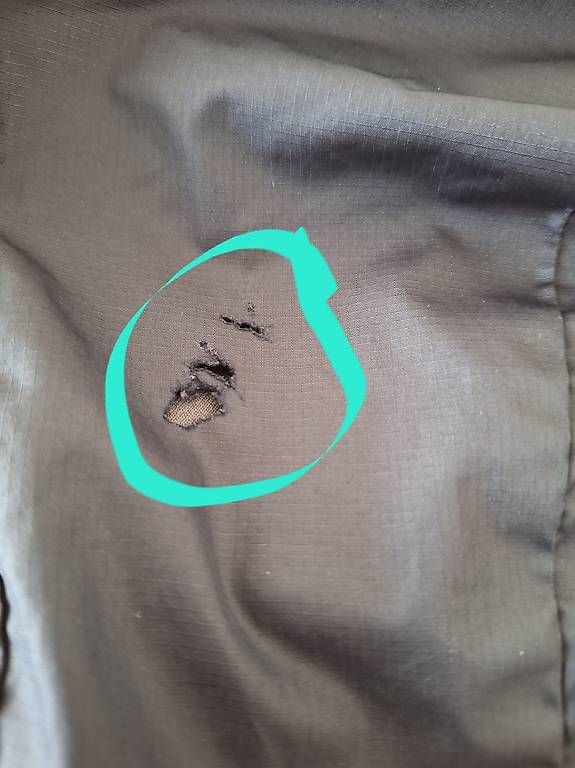 Nike Giacche & Cappotti: Nike Übergangsjacke Grösse 128-137 cm – Usato da Schinznach-Dorf venduto da StoepfiR 3