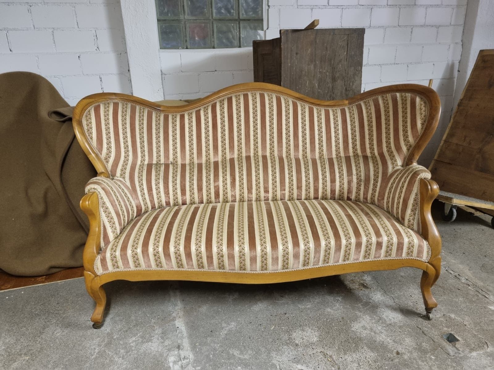Sofas: Louis-Philippe-Sofa – Gebraucht aus Rieden SG von kadogaru56
