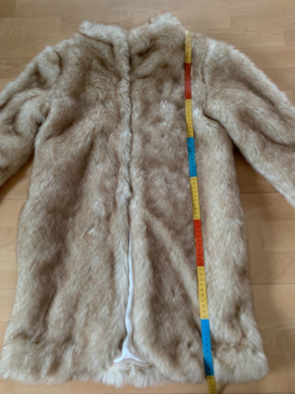 Asos Jacken: asos Damen Kunstfell Jacke, Gr. 36, Beige – Gebraucht aus Worb von farben20zauber 4