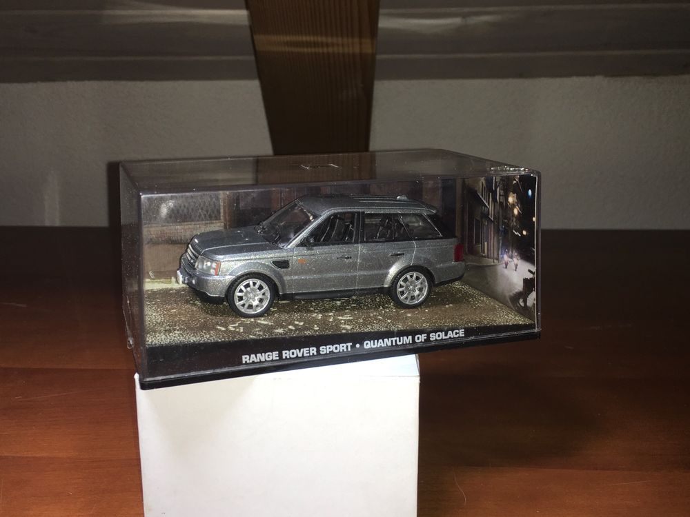 Modèle Réduit 1/43 Range Rover Sport James Bond 007 - Quantum Of Solace - N°79 Universal Hobbies - Occasion