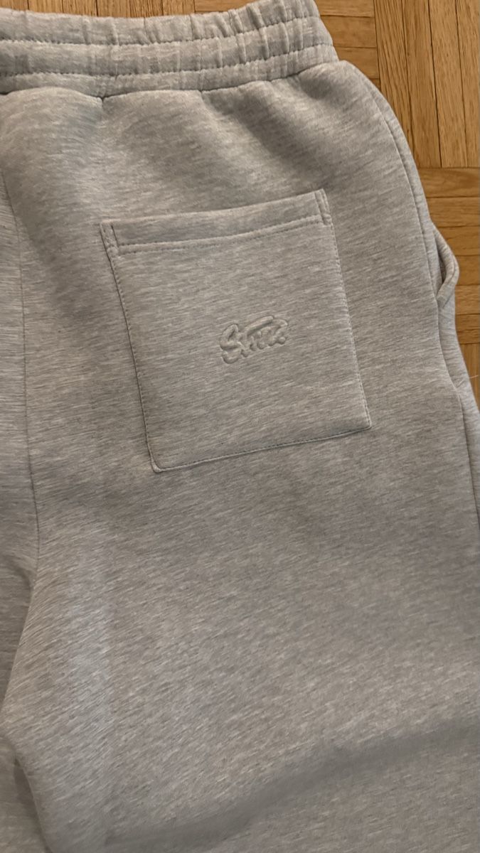 Pull&Bear Pantaloni: Sporthose Pull & Bear grau Grösse S neu – Nuovo (secondo la descrizione) da Zürich venduto da Tramp1981 2