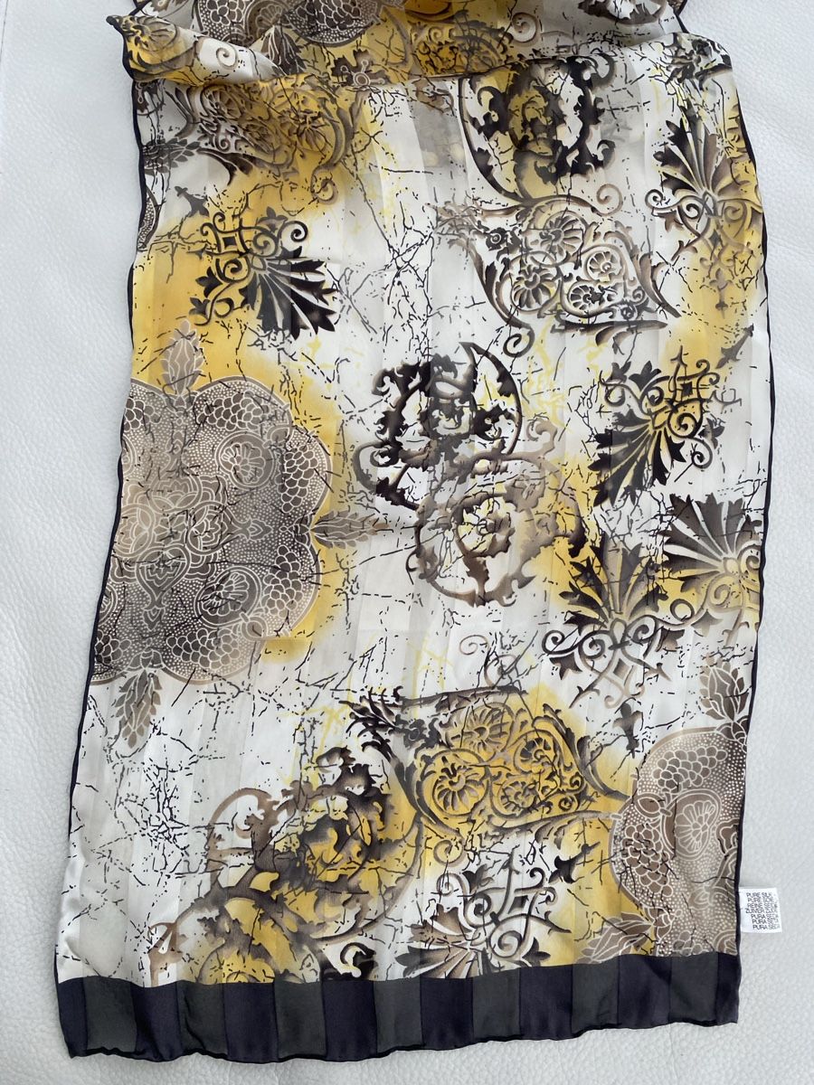 Foulard & Sciarpe: Seiden Schal 🌸 – Usato da Opfikon venduto da Luis144 9