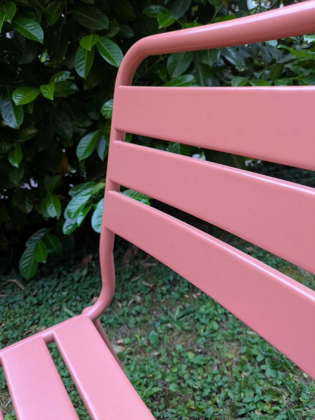 Set di tavolo e panche: Gartentisch mit Stühlen – Usato da Rafz venduto da Jenninnocent 3
