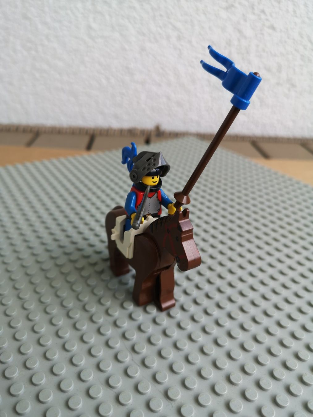 Lego Giocattoli: LEGO Ritterfigur mit Pferd A – Usato da Goldau venduto da MacPad