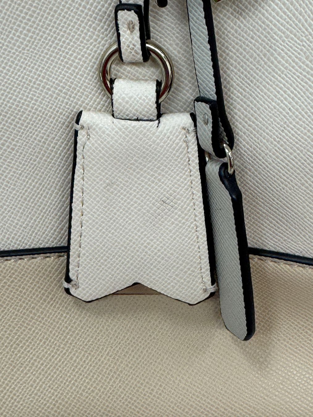 Guess Sacs femmes: Guess Handtasche – D'occasion à Rafz par Powacaddy 2