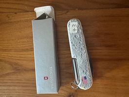 Victorinox Moon 3D Américain