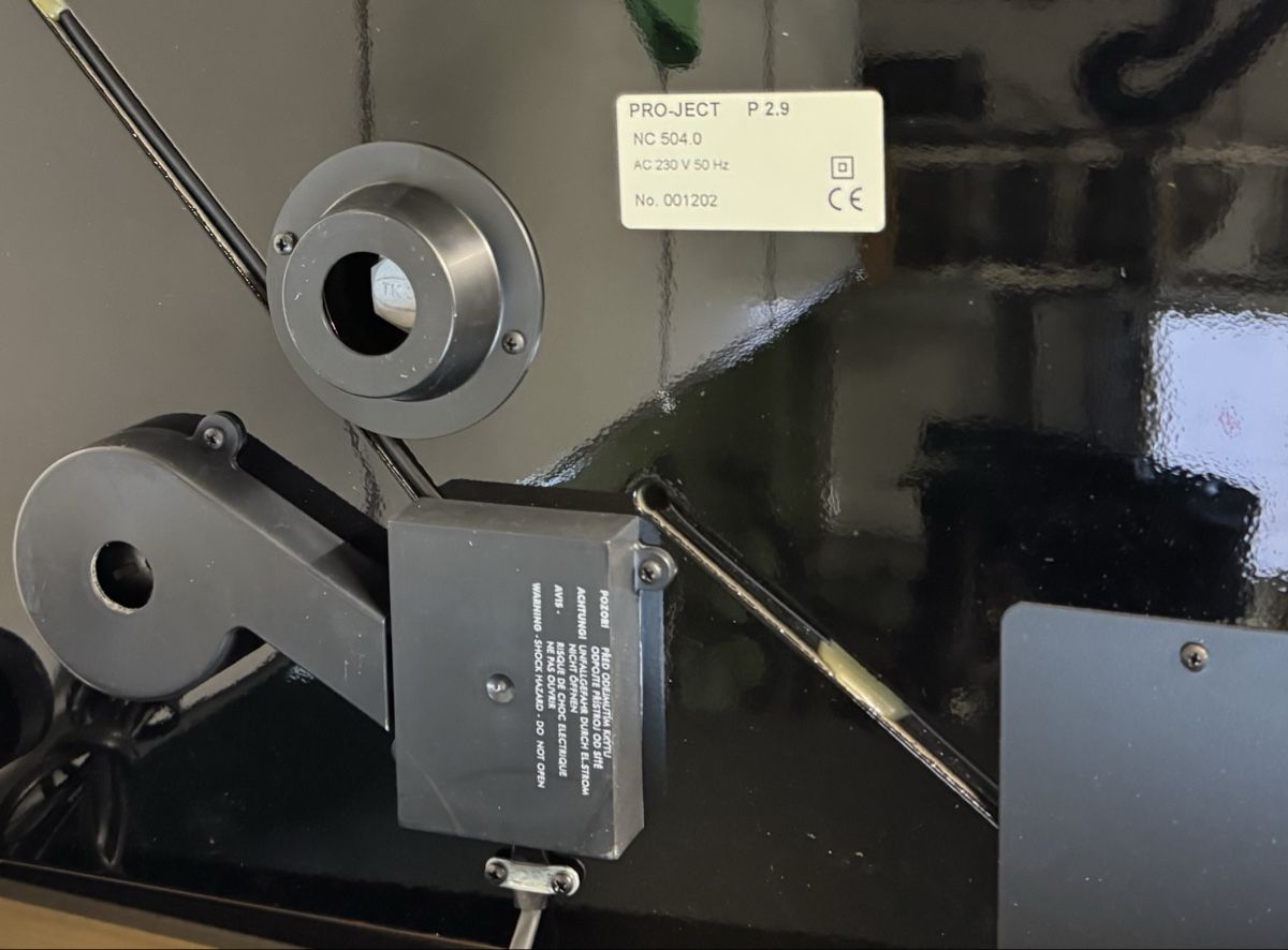 Pro-ject Plattenspieler: Pro-Ject Classic P2.9 / Clearaudio Performer V2 – Gebraucht aus Ebertswil von audivero 5