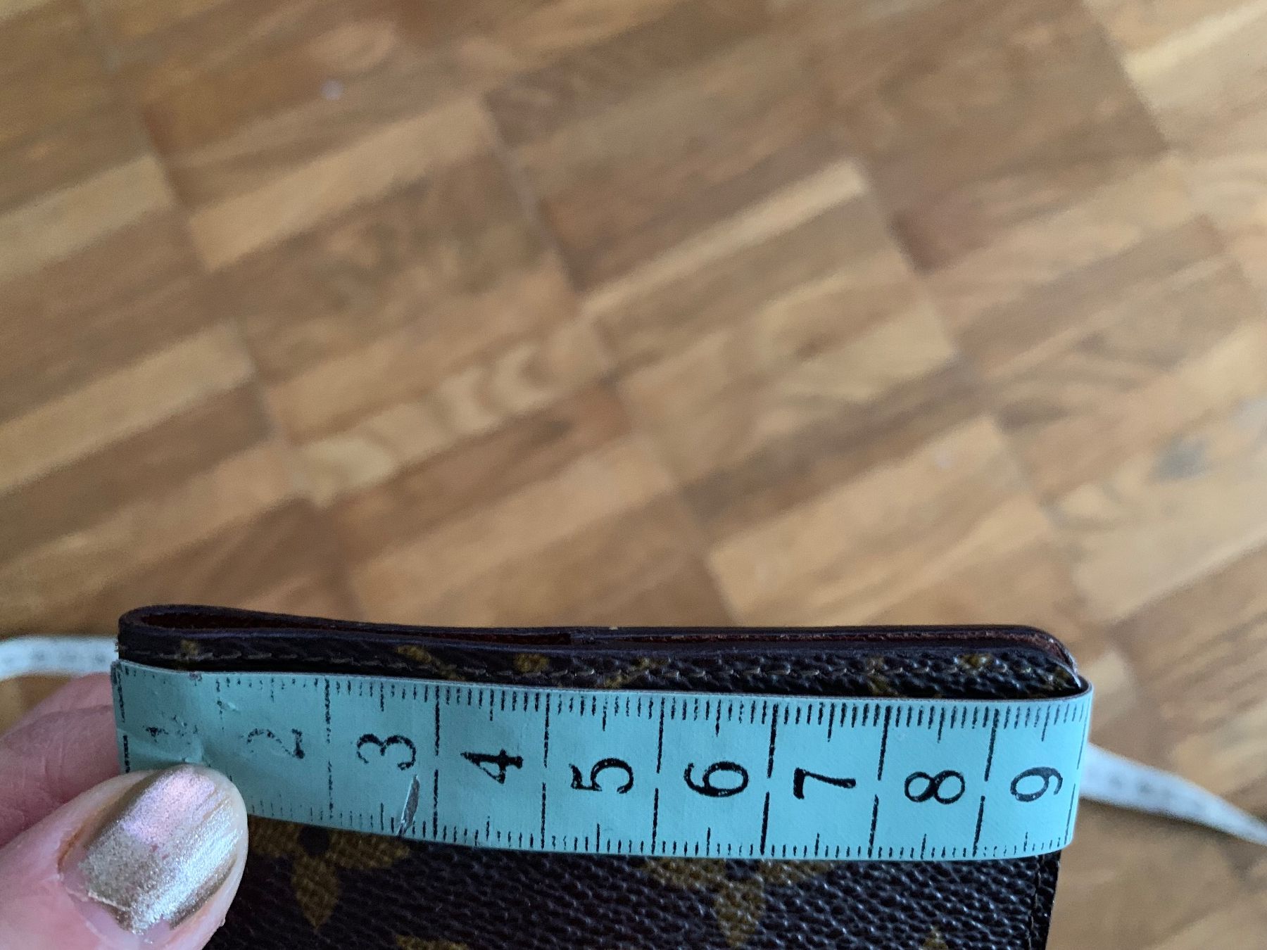 Louis Vuitton Altro in  Abbigliamento & Accessori: Louis vuitton cover – Usato da Zürich venduto da Nikuska32 6