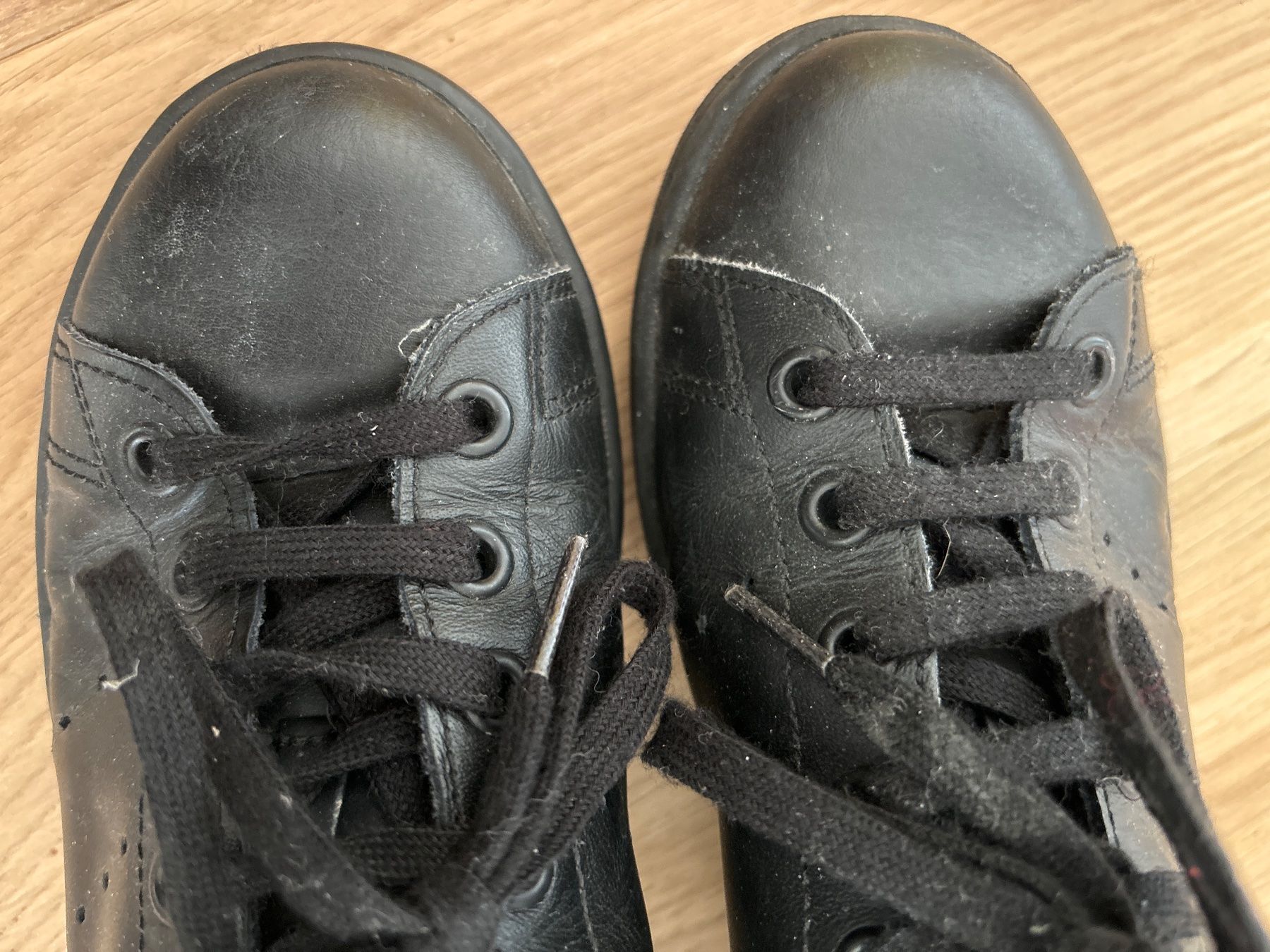 Adidas Scarpe da uomo: Baskets Stan smith all black Adidas – Usato da Genève venduto da bha_jcf5 2