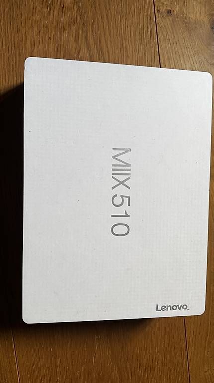 Portables: Laptop Lenovo mit Originalverpackung – D'occasion à Thayngen par Bosslolo 2