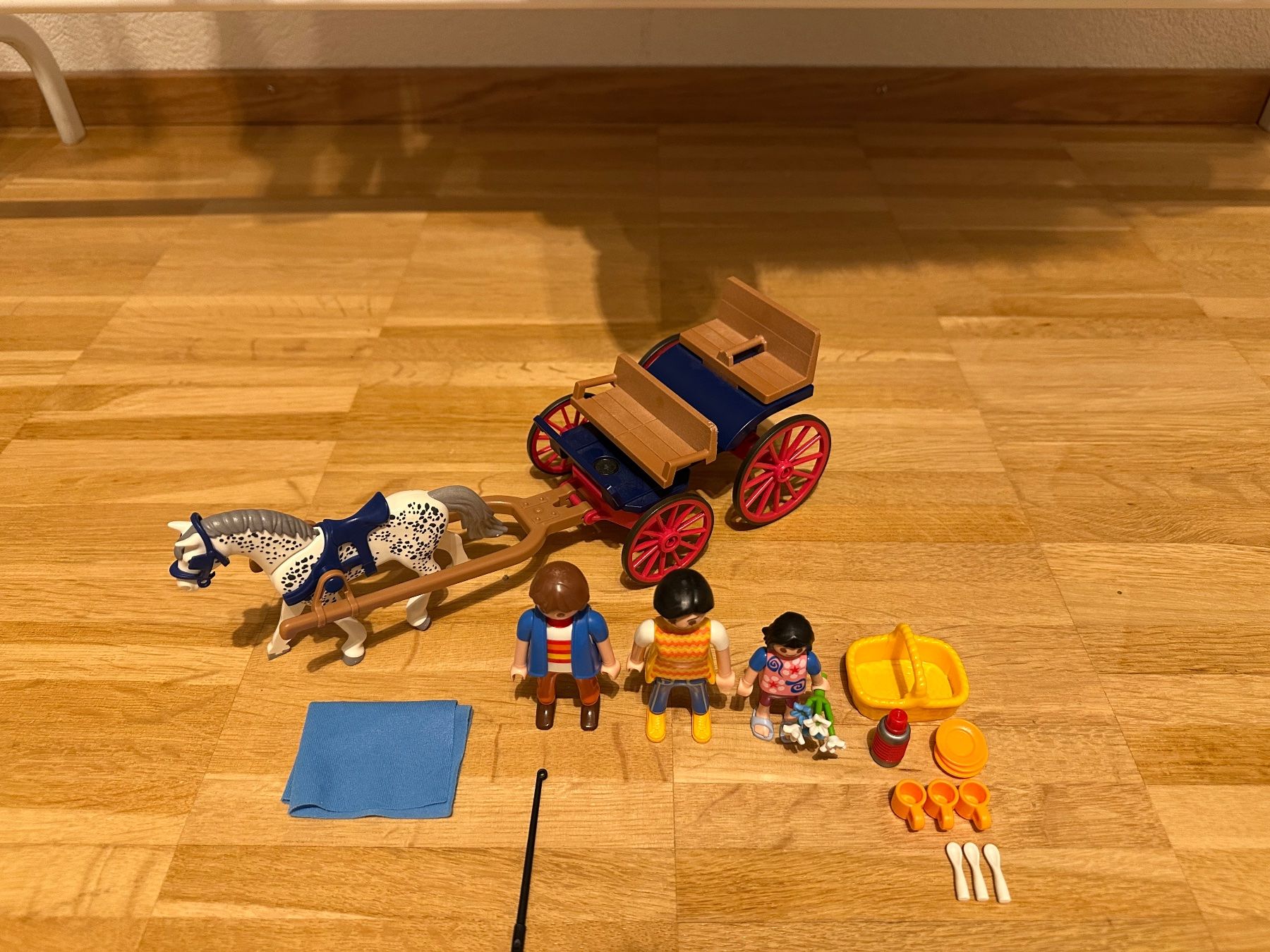 Playmobil Giocattoli: Playmobil Ausflug mit Pferdekutsche – Usato da Arch venduto da tam_ctz2 3