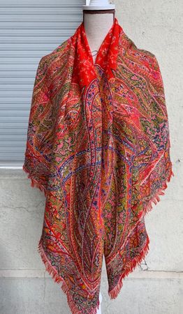 Splendide grand châle vintage LIBERTY OF LONDON t.XL130x130