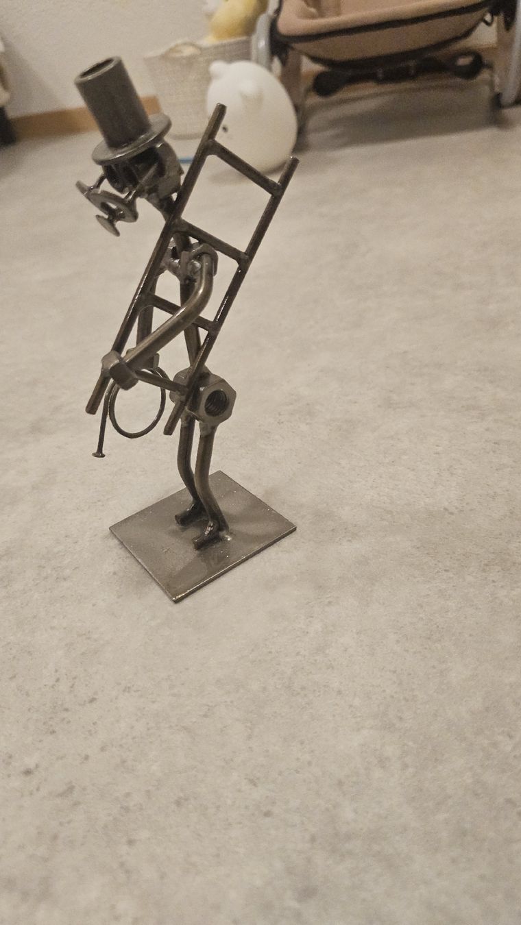 Statuette: statuette soudure ramoneur – Usato da Sornetan venduto da T.a333 1
