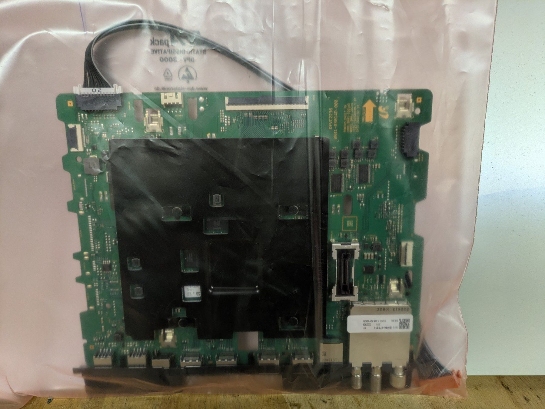 Samsung Componenti elettronici: Samsung TV Video Board Model: QE55QN90BAT – Usato da Binningen venduto da Smile-46