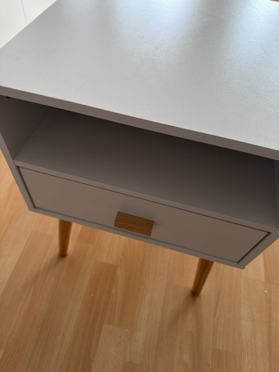 Tables de nuit: Nachttisch – D'occasion à Bad Ragaz par Nikis_Markt 1