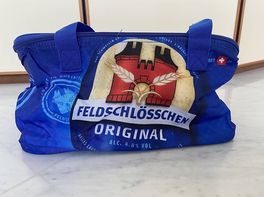 Feldschlösschen Réfrigérateurs et refroidissement: Kühltasche Feldschlössen – Neuf avec emballage d'origine à Zürich par cfr_ht69