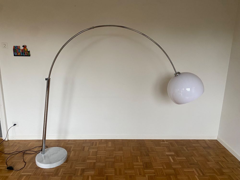 BUTLERS Bow Bogenleuchte – Ausziehbar 180–200 Cm, Schwarz Mit Marmorfuß & Textilschirm