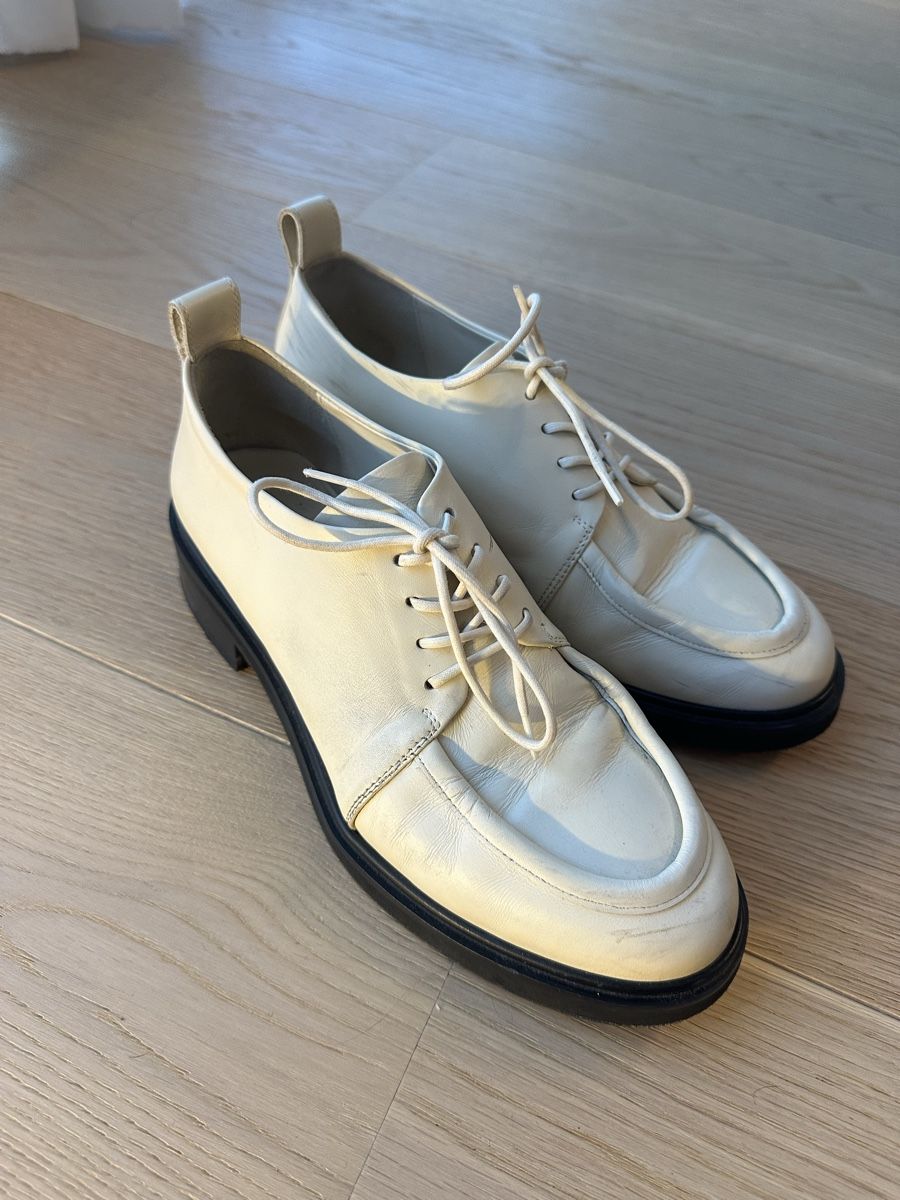 Damenschuhe: Aeyde white/cream loafers 39 – Gebraucht aus St. Niklausen LU von lau_259n