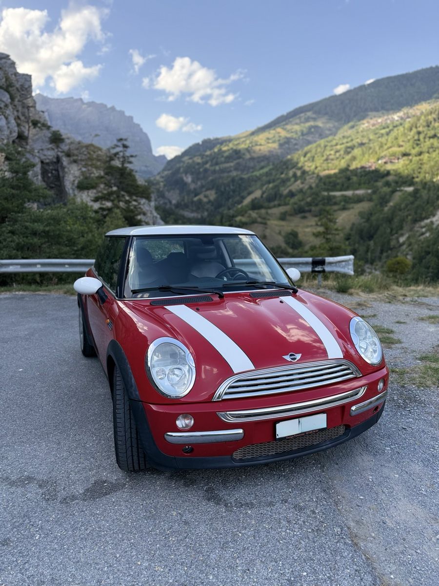 Mini Autos: Mini Cooper 1.6 frisch MFK  – D'occasion à Susten par Carlos_Sousa_89 1