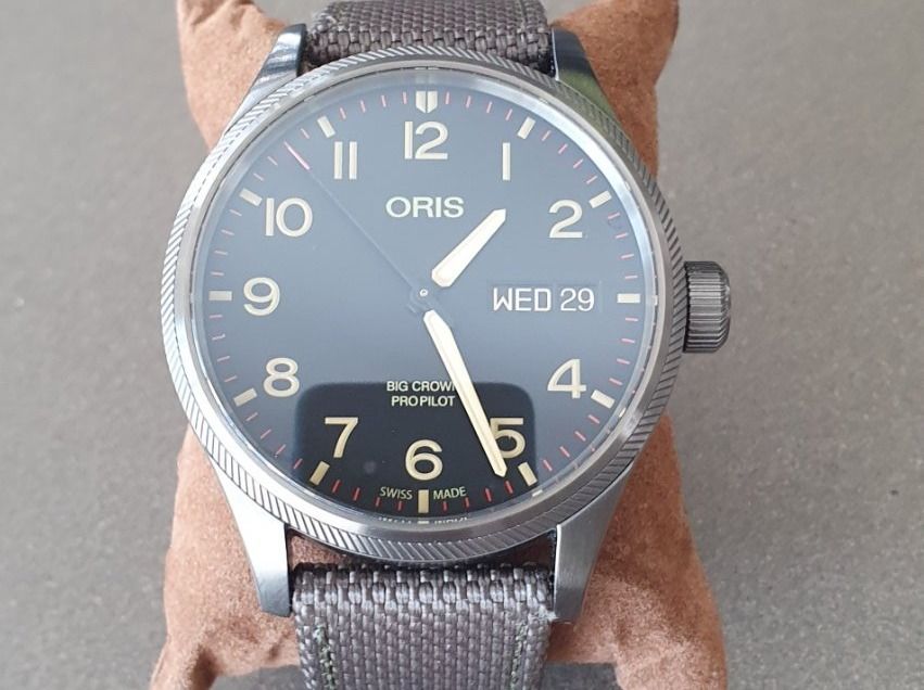 Oris big crown propilot online 40th squadron limited edition