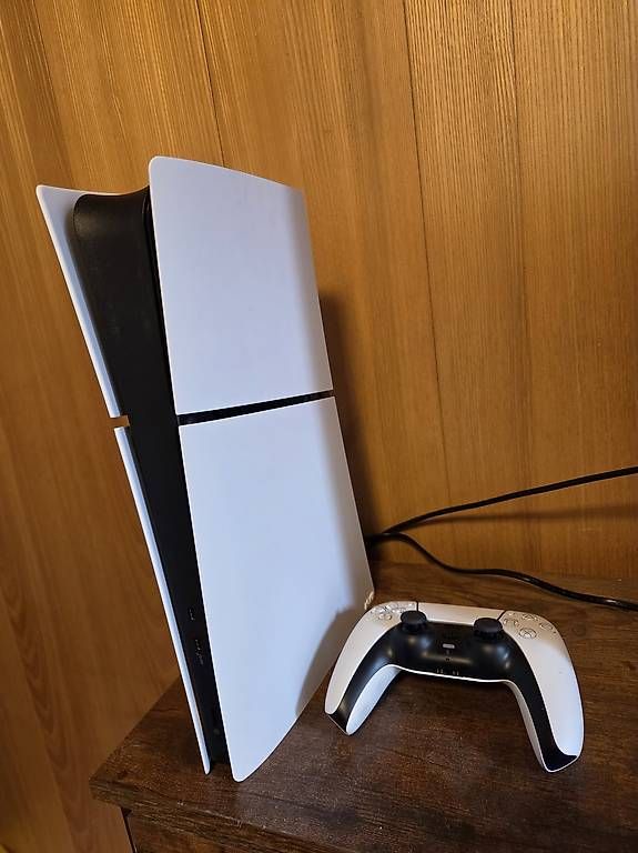 Consoles: Playstation 5 – D'occasion à Brienz BE par Zob_2006 1
