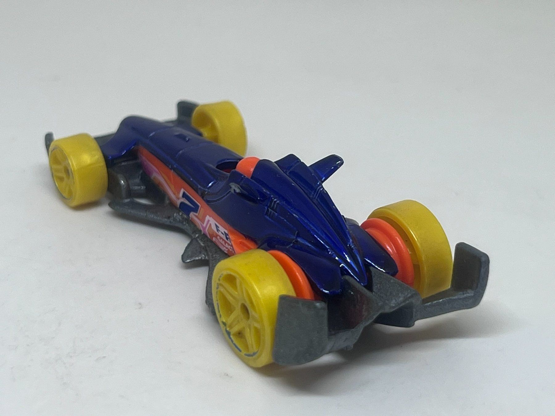 Hot Wheels Voitures modèles: Hot Wheels F-Racer #634 – D'occasion à Wildegg par LaaBoutique 2