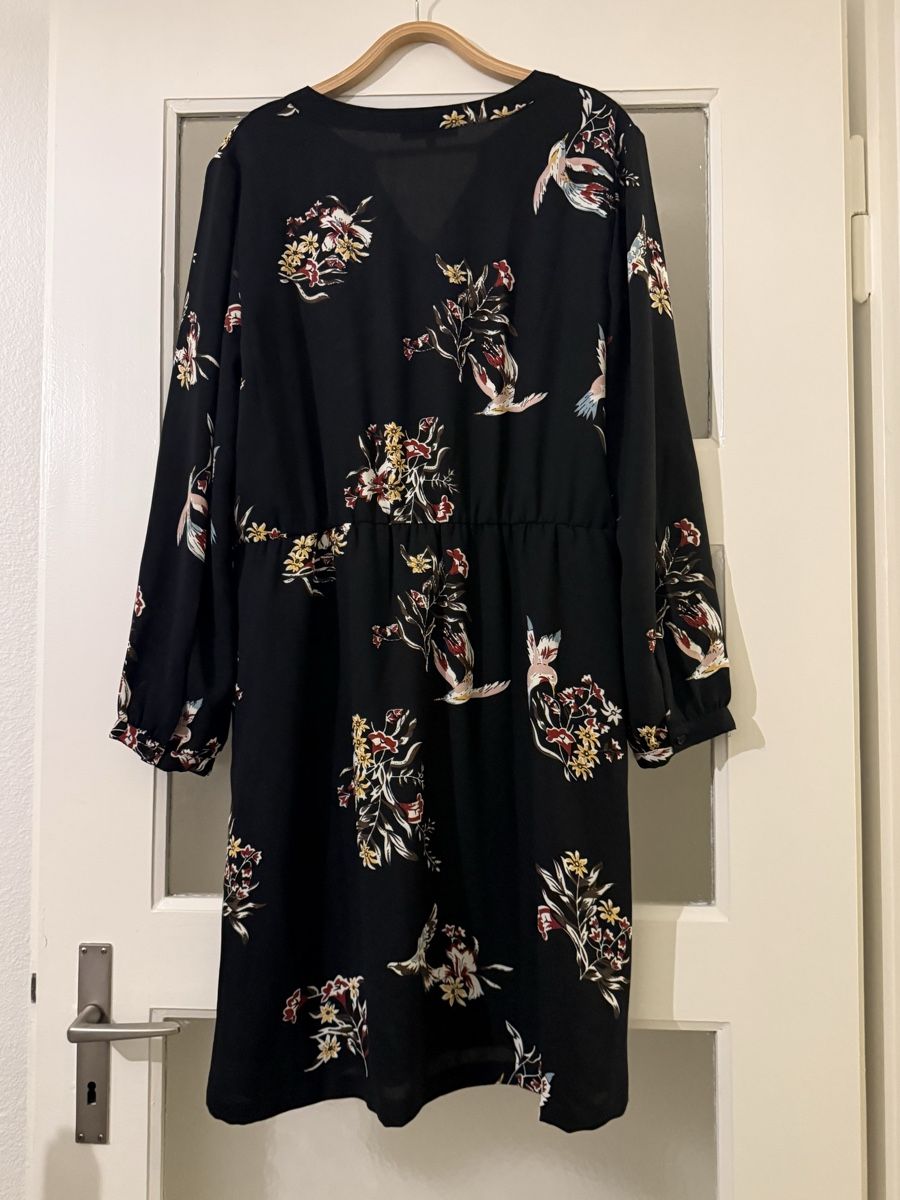 Vestiti: Schwarzes Kleid mit Vogelmuster, Grösse 44, About You – Nuovo (secondo la descrizione) da Basel venduto da zukk_ 3