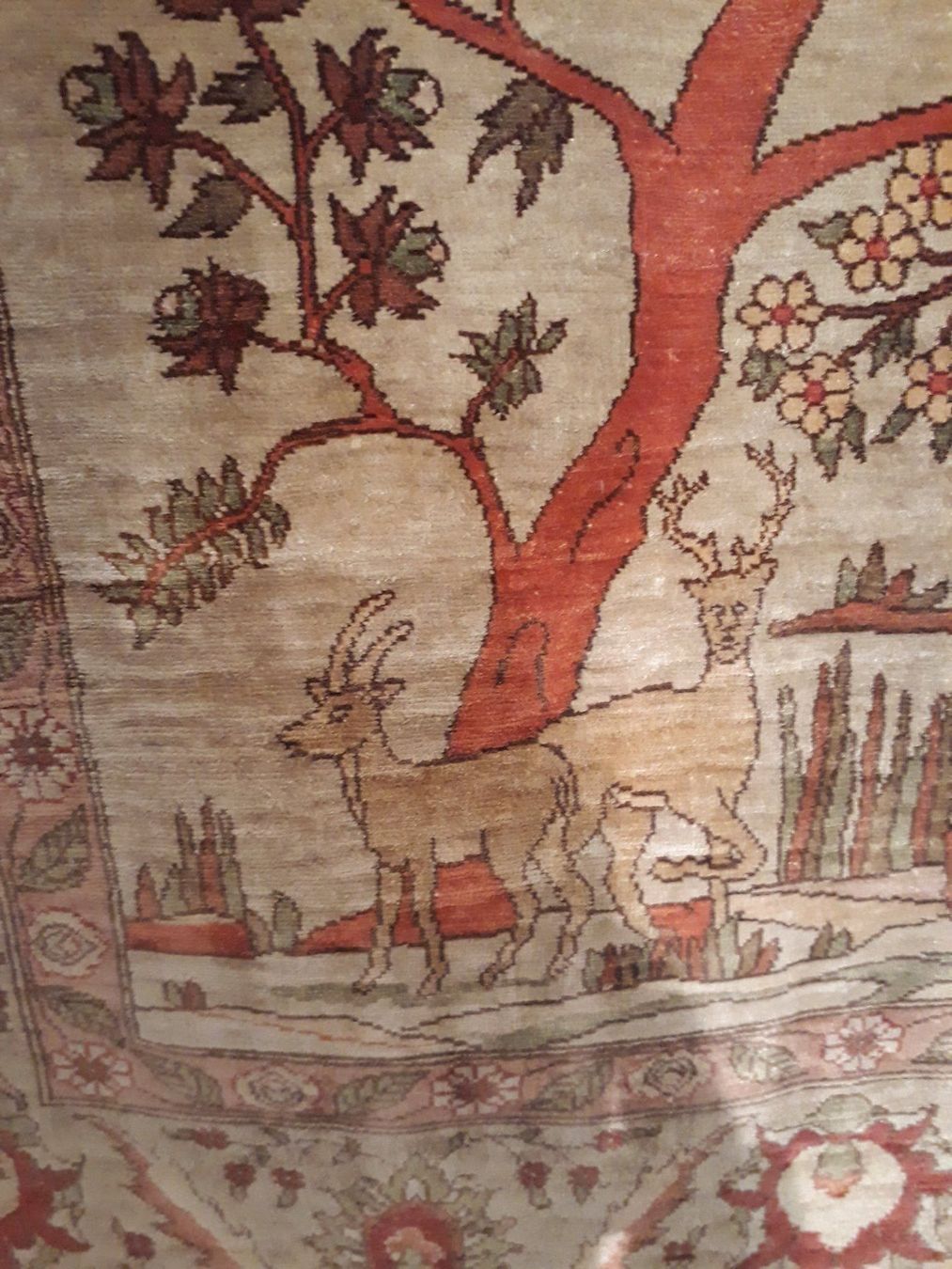 Tappeti: Hereke-Seiden-Teppich – Usato da Herzogenbuchsee venduto da Herkules9 2