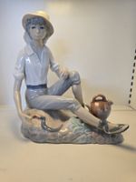 Schöne Porzellanfigur Junge mit Krug 🥣 Guter Zustand ☀️