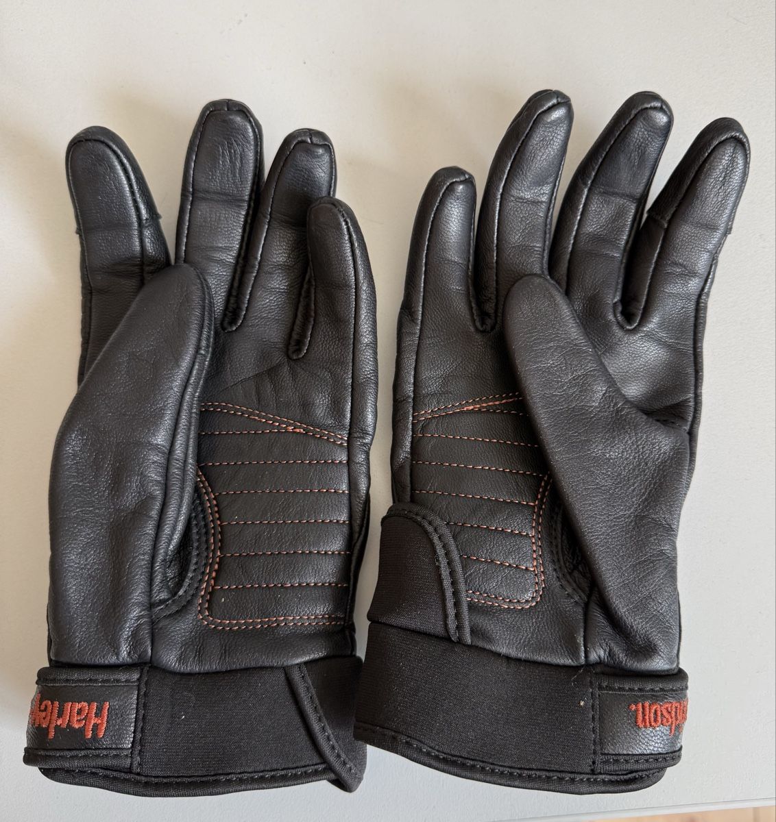 Harley-Davidson Guanti & manicotti: Harley-Davidson Lederhandschuhe, Gr. 8 Schwarz – Usato da Gränichen venduto da Tessin1 1