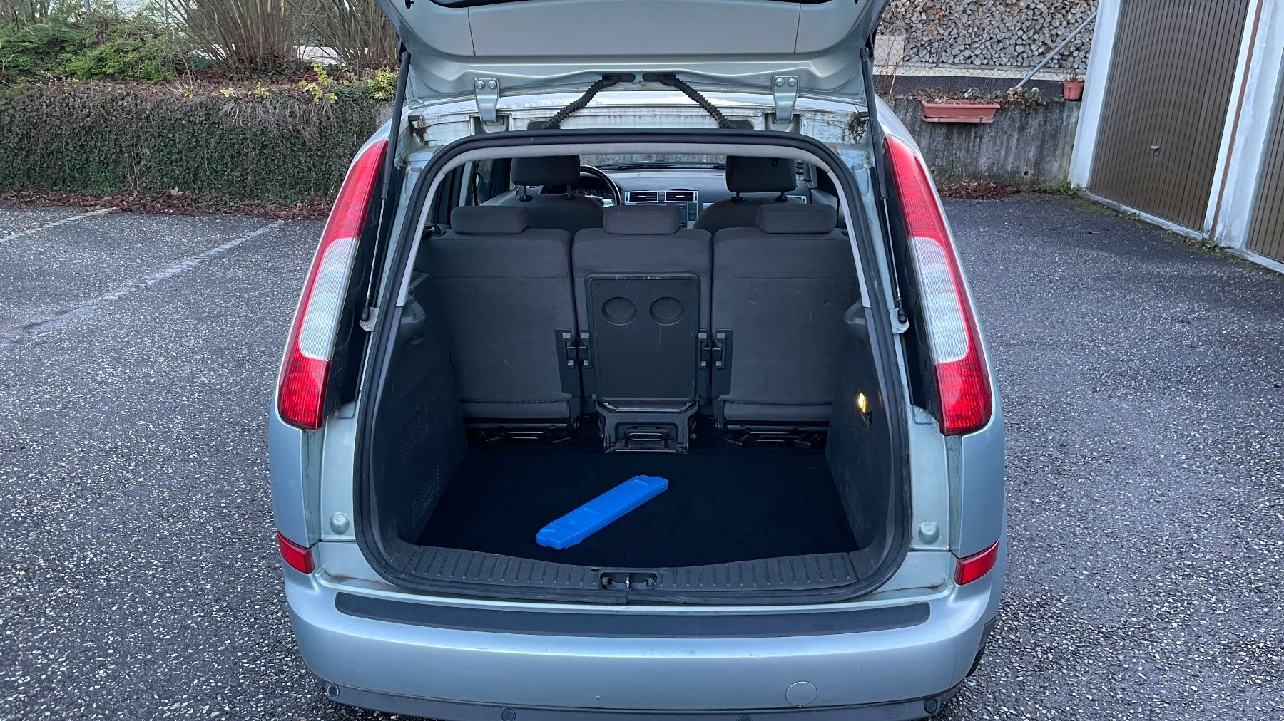 Ford Automobili: Ford C-Max 1.6i 16V Carving – Usato da Rickenbach SO venduto da Abraxas014 2
