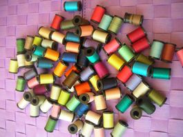 Grosses Lot Minifadenspulen - div. Farben
