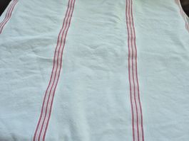 Kissenbezug weiss mit roten Streifen, 100x61cm