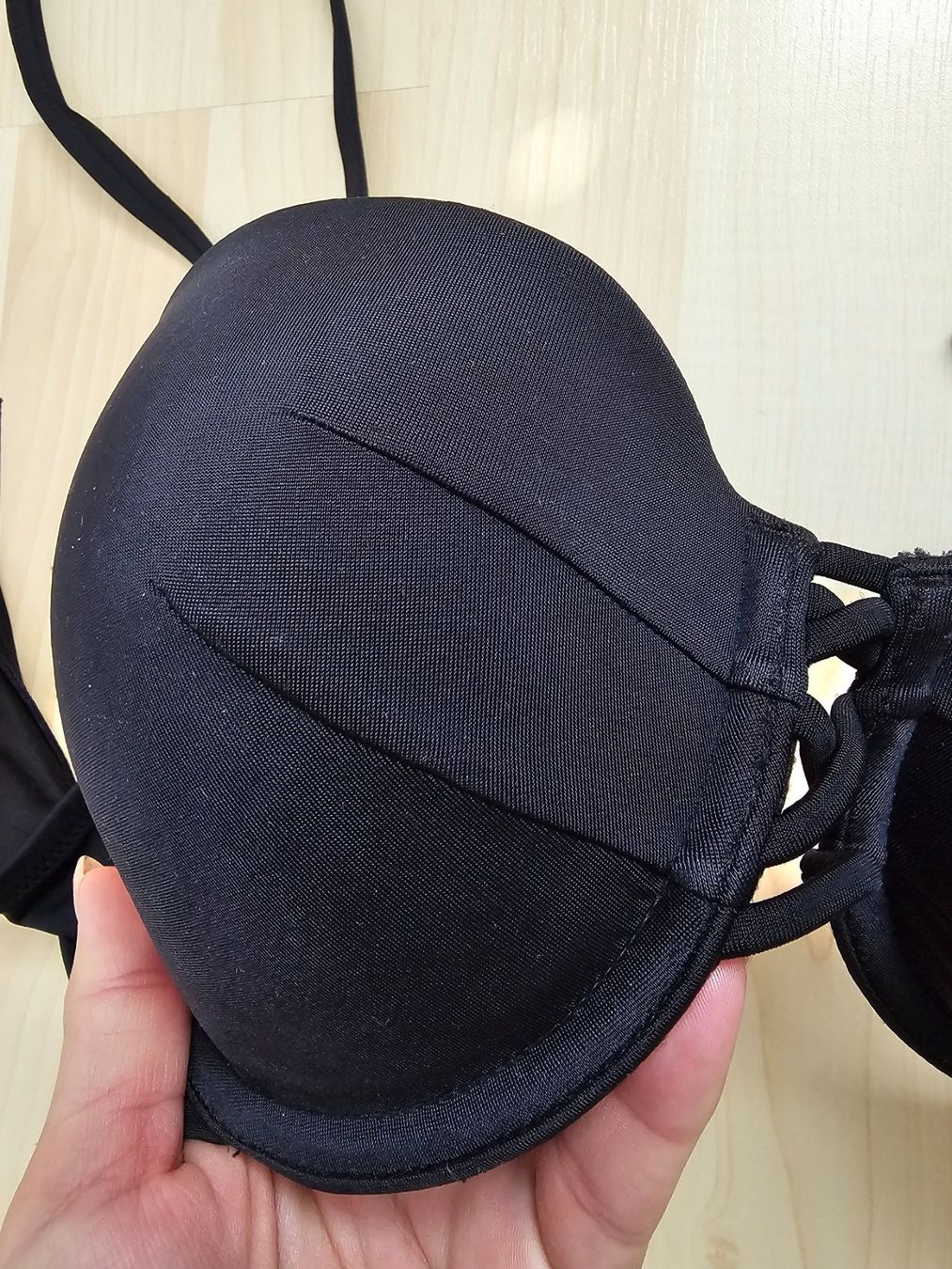 Victoria's Secret Costumi da bagno & Bikini: Victoria's Secret Bikini Gr 36C / L – Usato da Birr venduto da V-K 7