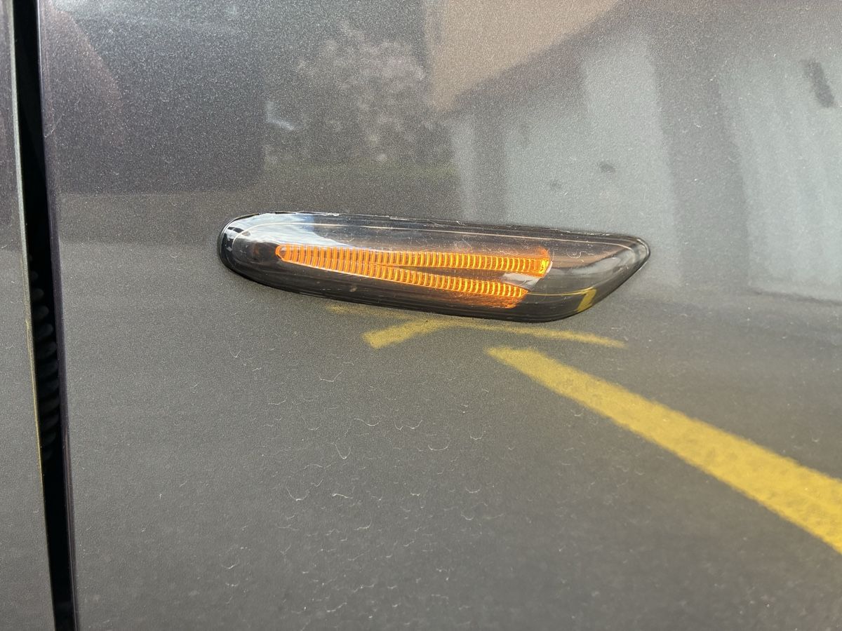 BMW Alle Autoersatzteile: BMW E90 LED Seitenblinker – Gebraucht aus Emmenbrücke von nne_hm9j 1