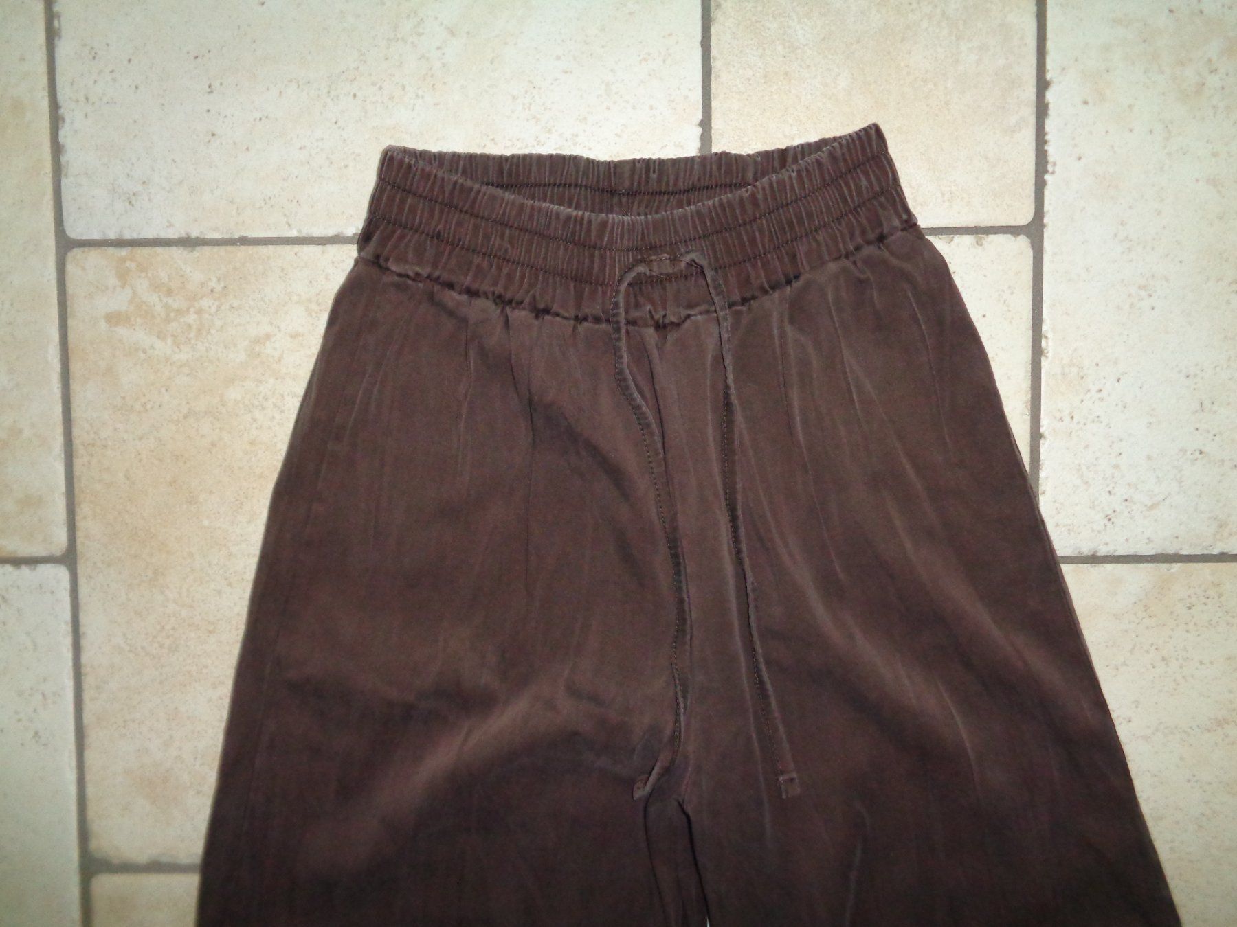 Zebra Pantaloni: Hose  zebra  Grösse S – Usato da Kreuzlingen venduto da Robi-2003 1