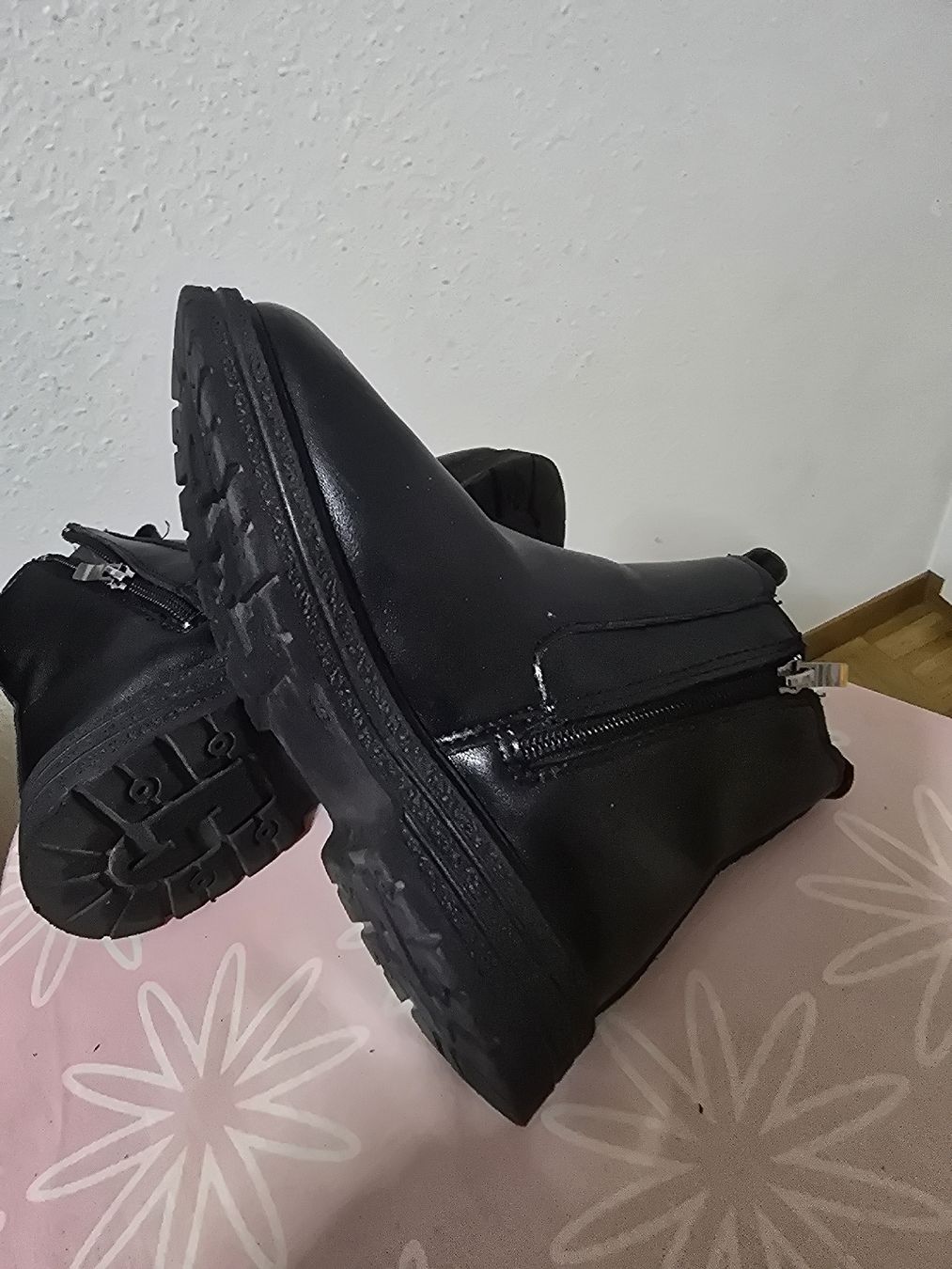 Scarpe per cavalli: bottines d'hiver 35 – Usato da Genève venduto da ELLABELLA01 2