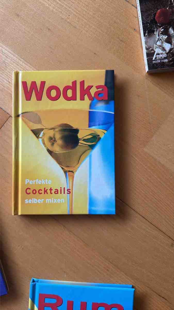 Libri: Wodka Perfekte Cocktails selber mixen Buch – Usato da Basel venduto da Far_98w6
