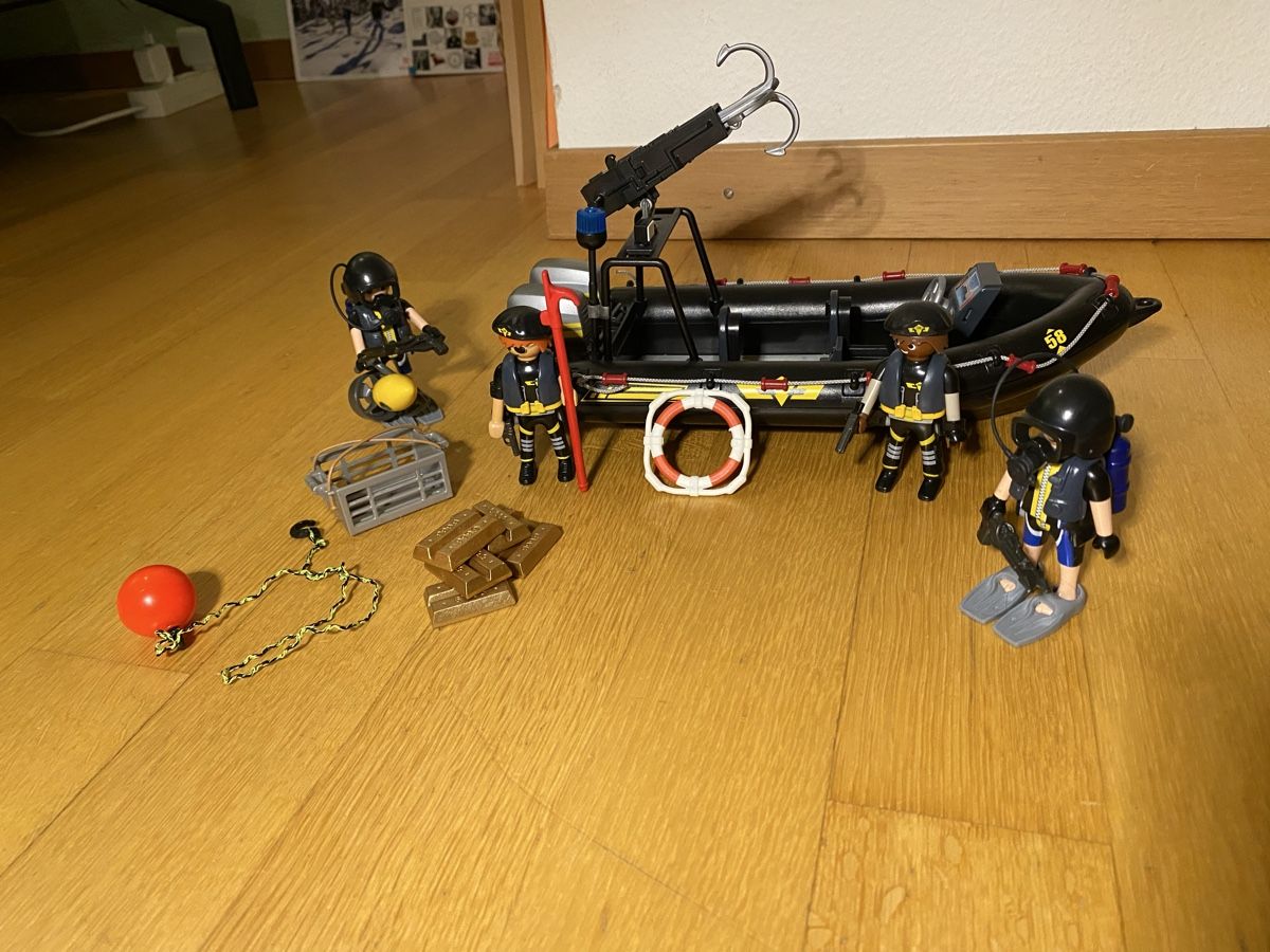 Playmobil Giocattoli: Playmobil SEK Schlauchboot 9362 – Usato da Küsnacht ZH venduto da Ameise099 1