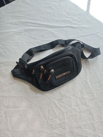 Bauchtasche neu