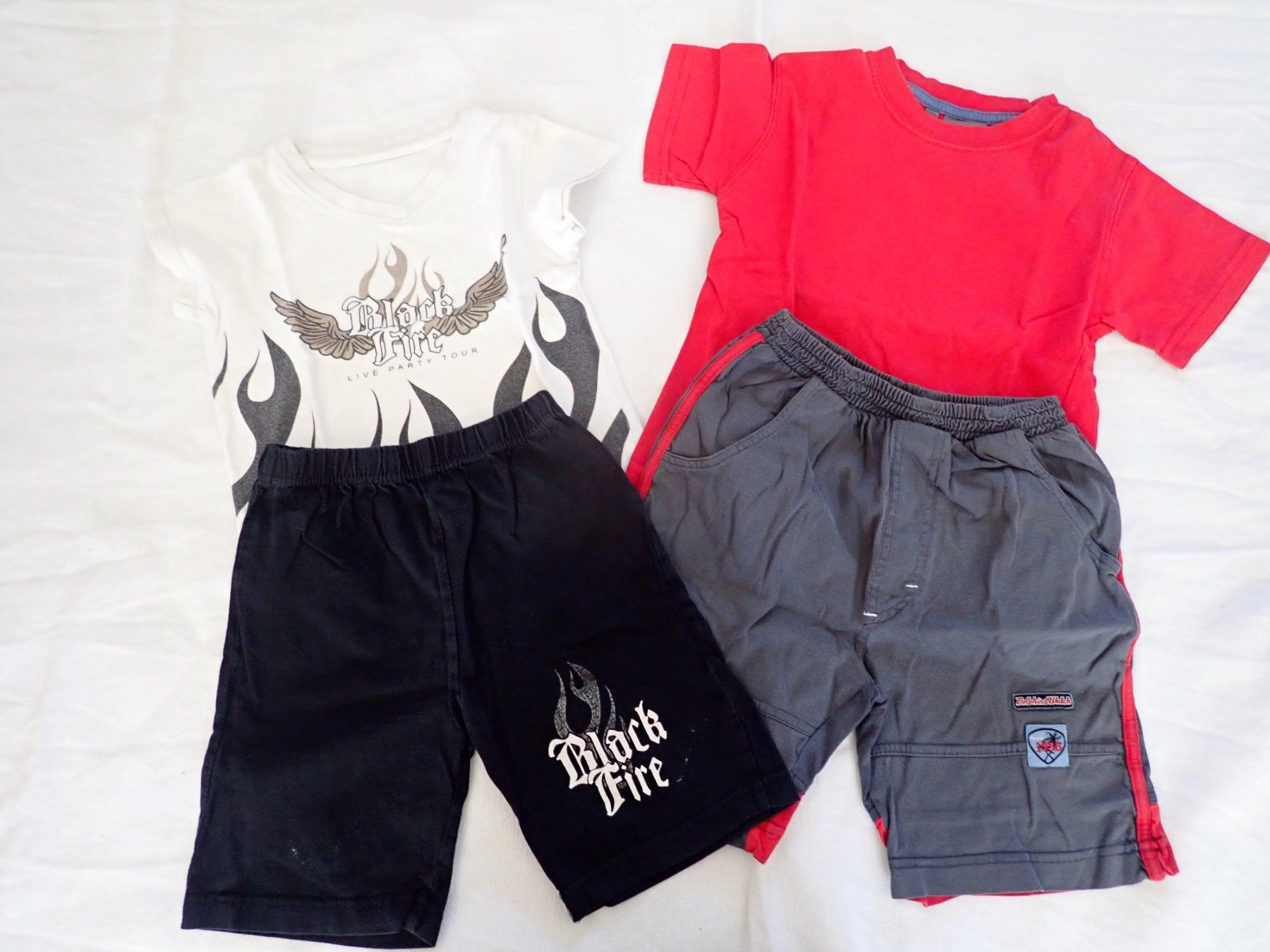 Lotti & Set di vestiti: Vêtements été garçon 98-b – Nuovo (secondo la descrizione) da Petit-Lancy venduto da camping_car 4