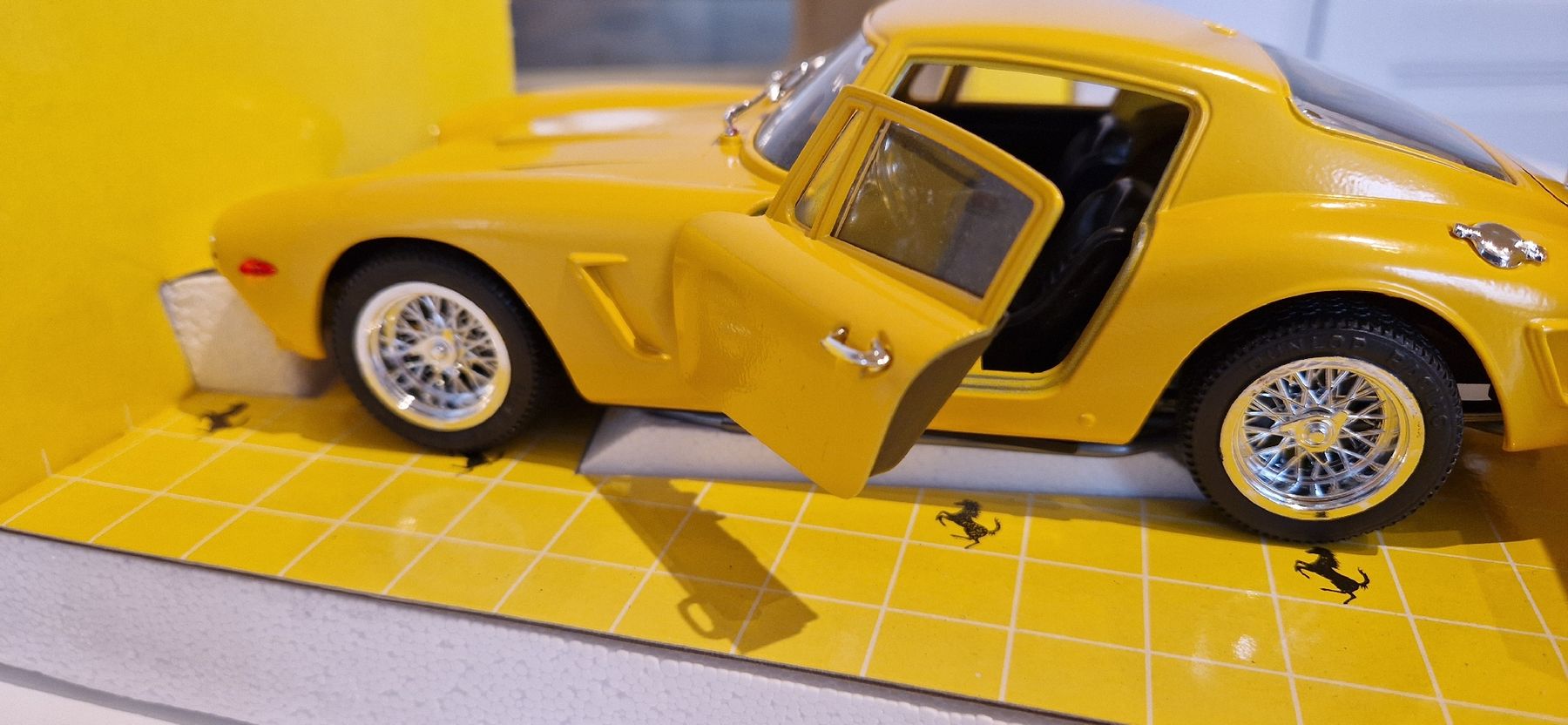 Ferrari Modellini d'auto: Ferrari GT250 – Nuovo (secondo la descrizione) da Burgdorf venduto da maj_swz8