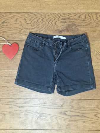 Jeans Shorts Vero Moda Denim schwarz Gr M top Zustand